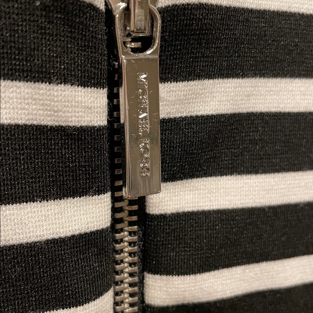 Michael Kors striped sleeveless skater dress - Picture 3 of 6